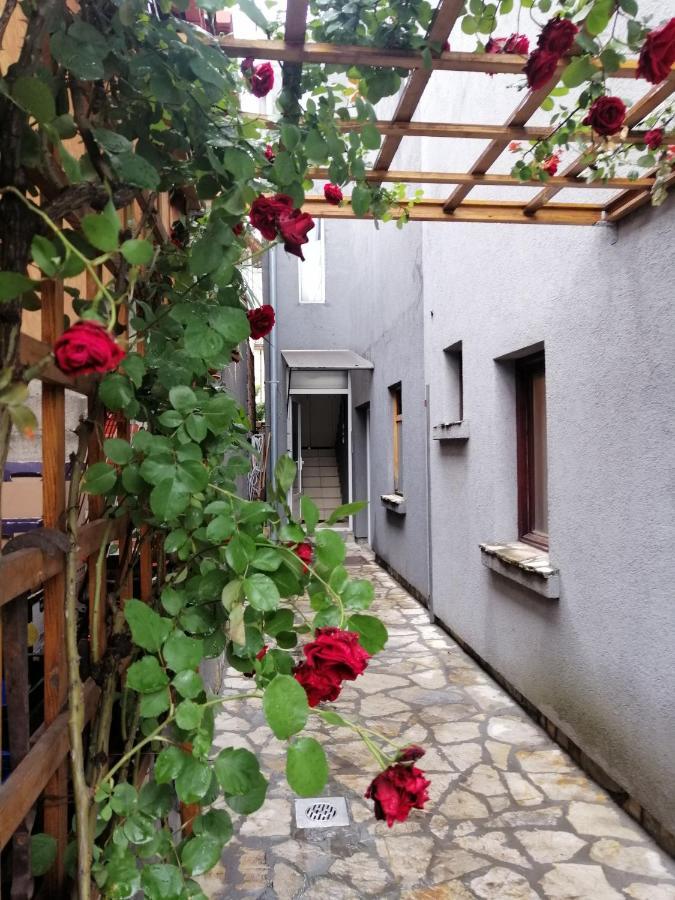 Nest Hotel Belgrád Kültér fotó